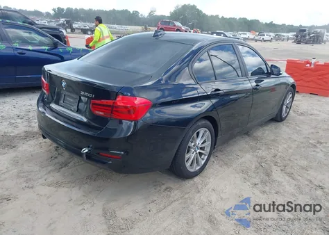 2016 BMW 320I z USA, uszkodzony, nr VIN WBA8E1G54GNU11973